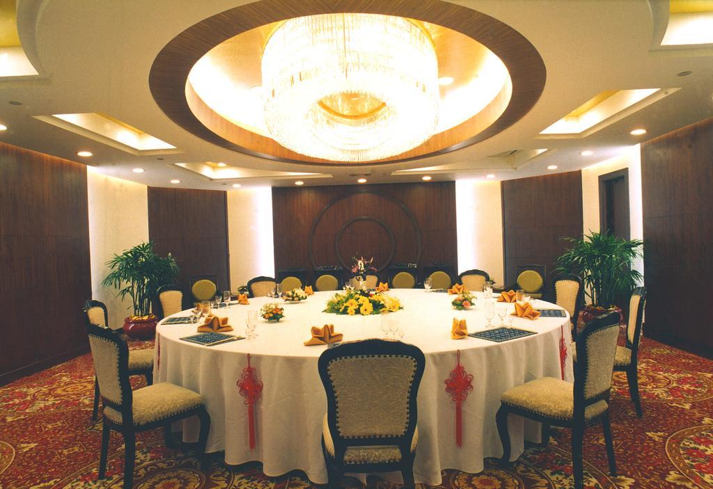 Kunming Jinjiang Hotel מראה חיצוני תמונה