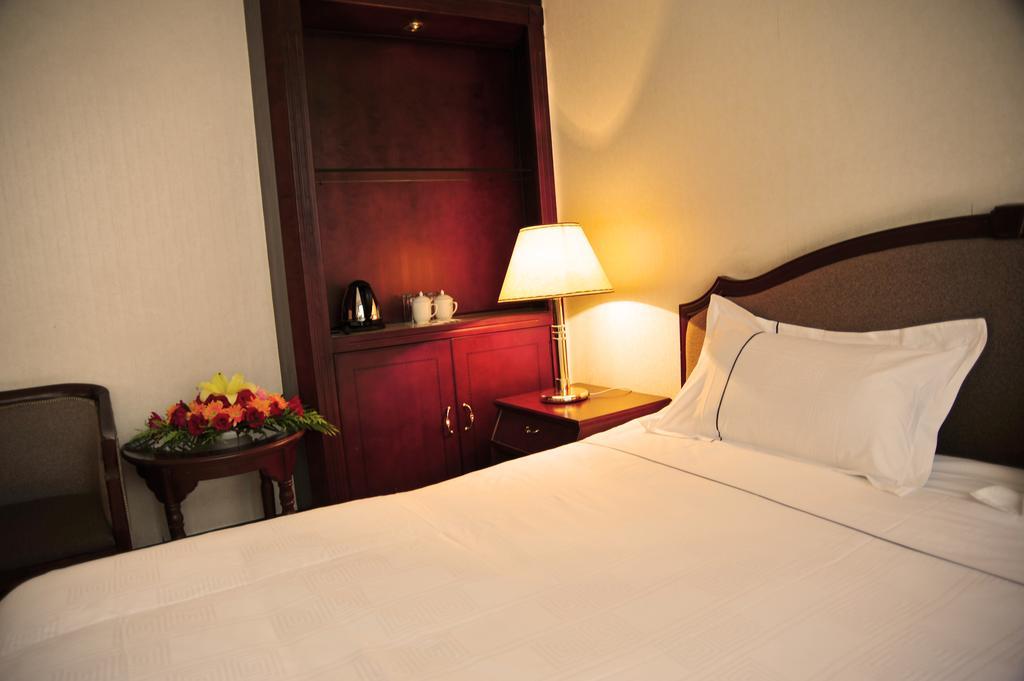 Kunming Jinjiang Hotel מראה חיצוני תמונה